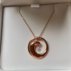 Na Hoku Wave Shimmer Necklace